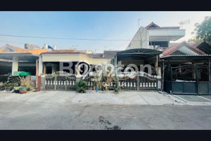 Rumah Modern 3 KT di Kedung Baruk Surabaya Rumah Modern 3 KT di Kedung Baruk Surabaya