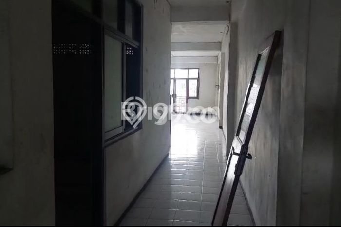 Unit Ruko Disewa Lokasi Rungkut, Surabaya Spesifikasi Luas Bangunan 130m2 Unit Ruko Disewa Lokasi Rungkut, Surabaya Spesifikasi Luas Bangunan 130m2