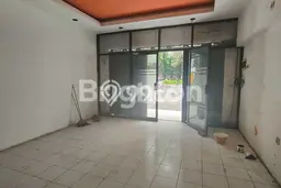 Disewakan Ruko di Pusat Kota Surabaya Ramai Strategis Disewakan Ruko di Pusat Kota Surabaya Ramai Strategis