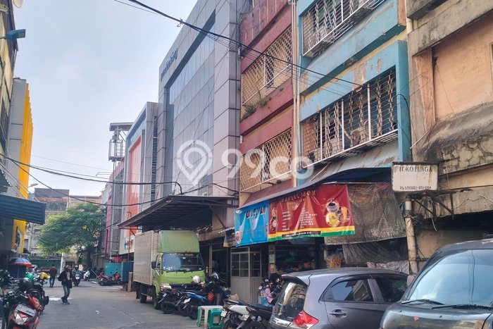 Untuk Dijual! Ruko di Pangeran Jayakarta Jakarta Pusat LT 110m2 / LB 350m2 Kawasan Strategis Untuk Dijual! Ruko di Pangeran Jayakarta Jakarta Pusat LT 110m2 / LB 350m2 Kawasan Strategis