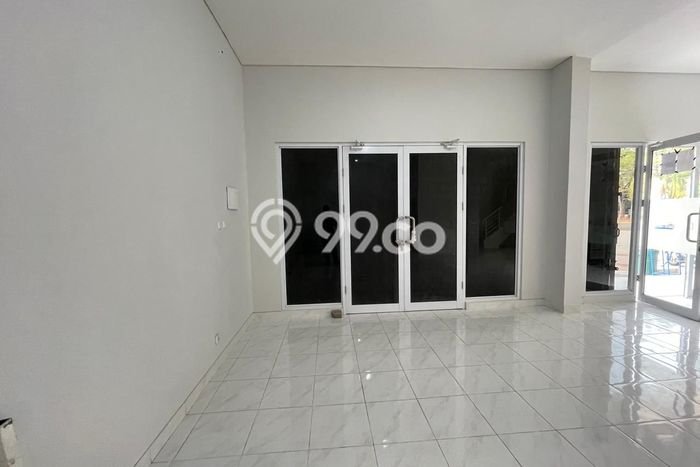 Untuk Dijual! Ruko di Gading Serpong Tangerang LT 81m2 / LB 162m2 Kawasan Strategis Untuk Dijual! Ruko di Gading Serpong Tangerang LT 81m2 / LB 162m2 Kawasan Strategis