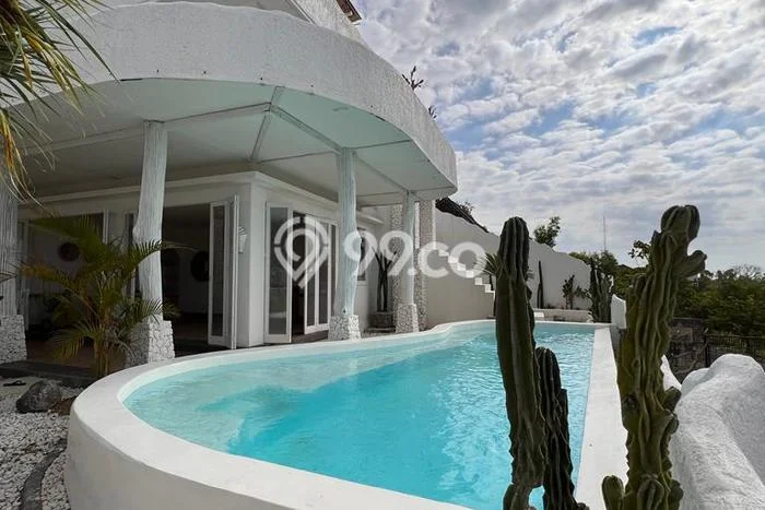 Vila For Rent di , Area 0m2m², Lingkungan Asri Vila For Rent di , Area 0m2m², Lingkungan Asri