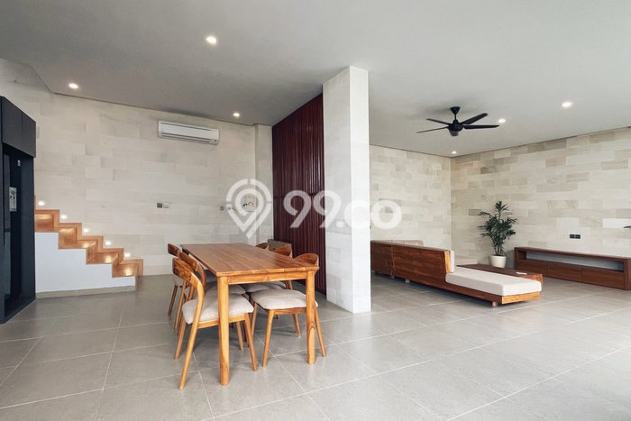 Tempat Ideal! Vila Kawasan Munggu, Luas 200m², Kondisi Terbaik Tempat Ideal! Vila Kawasan Munggu, Luas 200m², Kondisi Terbaik