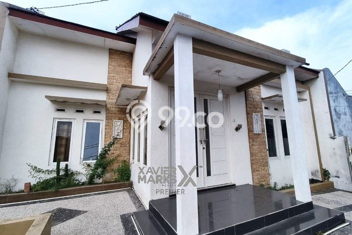 Rumah di Sukun, Malang, LT 267m2m² Bangunan 200m2m² - INVESTASI TERBAIK! Rumah di Sukun, Malang, LT 267m2m² Bangunan 200m2m² - INVESTASI TERBAIK!