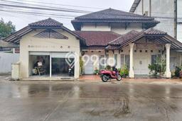 Rumah Elit Modern Tanpa Renovasi di Turangga Bandung Rumah Elit Modern Tanpa Renovasi di Turangga Bandung