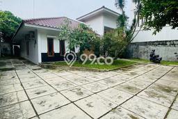 Rumah sewa siap pakai 4 KT di Kebagusan, Jakarta Selatan Rumah sewa siap pakai 4 KT di Kebagusan, Jakarta Selatan