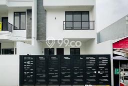 Rumah Elit Modern Tanpa Renovasi di Kalibata Jakarta Selatan Rumah Elit Modern Tanpa Renovasi di Kalibata Jakarta Selatan