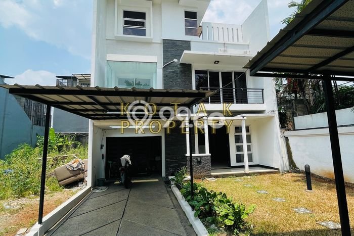 Lokasi strategis! Rumah siap huni dikontrakkan di Cinere LB 200m2 Lokasi strategis! Rumah siap huni dikontrakkan di Cinere LB 200m2