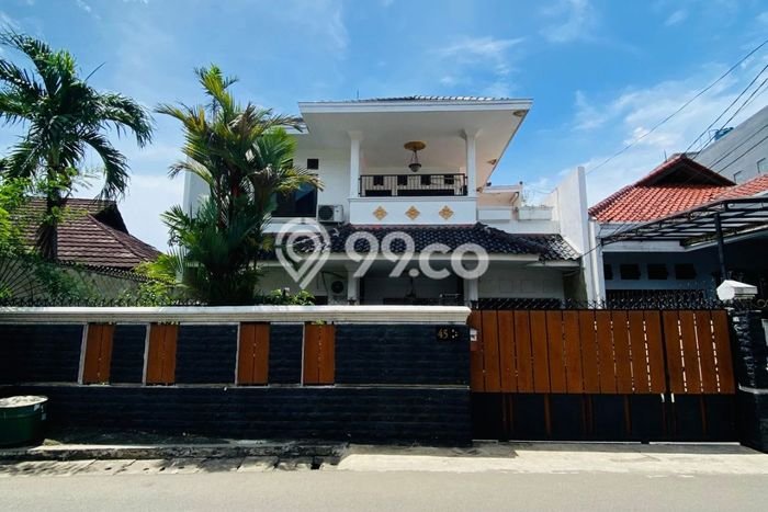 Siap Huni Rumah Mewah 4 Kamar di Pasar Minggu Dekat ke Mana Saja Siap Huni Rumah Mewah 4 Kamar di Pasar Minggu Dekat ke Mana Saja