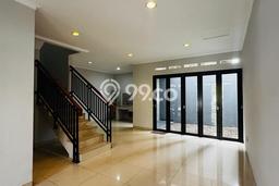 HUNIAN PILIHAN! Rumah di Bojongsoang, LT 121m2m² Bangunan 115m2m² HUNIAN PILIHAN! Rumah di Bojongsoang, LT 121m2m² Bangunan 115m2m²