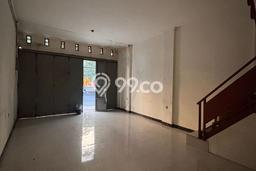 Disewakan Ruko Kawasan , Luas 70m2m², Area Komersial Disewakan Ruko Kawasan , Luas 70m2m², Area Komersial