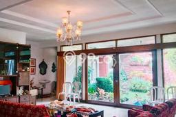 For Sale! Luxury House LT 455m2 Desain Modern di Turangga For Sale! Luxury House LT 455m2 Desain Modern di Turangga