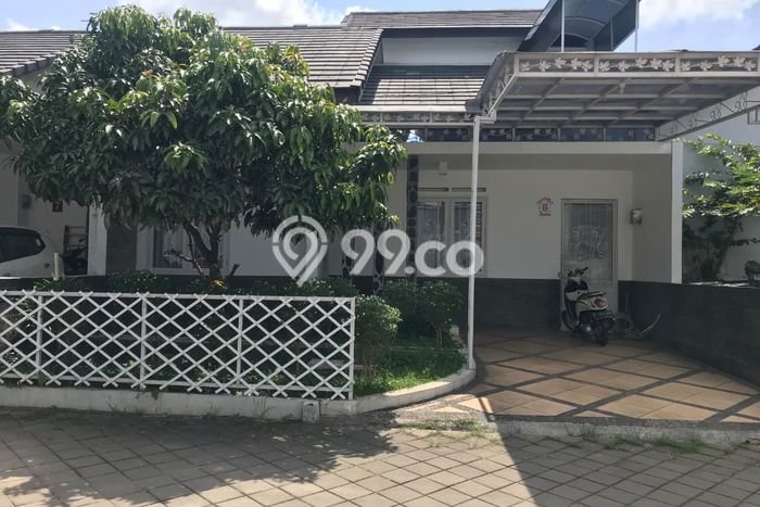Disewakan! Rumah 2 Kamar Tidur &
2 Kamar Mandi di Pasteur, Bandung Disewakan! Rumah 2 Kamar Tidur &
2 Kamar Mandi di Pasteur, Bandung