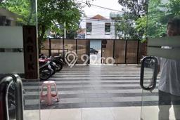 Komersial paling strategis disewakan di Regol Bandung Komersial paling strategis disewakan di Regol Bandung