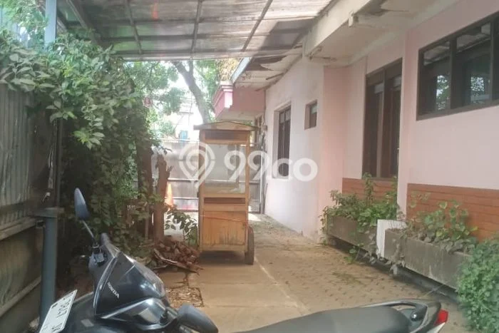 Siap Huni Hunian Elit 5 Kamar di Lengkong Dekat ke Mana Pun Siap Huni Hunian Elit 5 Kamar di Lengkong Dekat ke Mana Pun