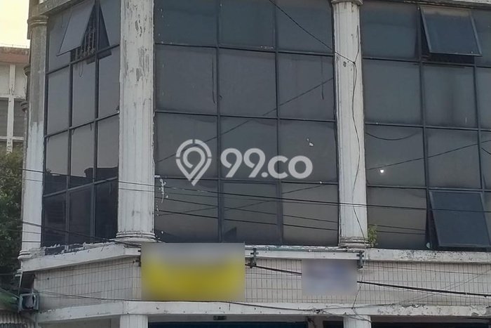 Ruko Dijual di Prime Area Jakarta Barat Luas 214m2 Ruko Dijual di Prime Area Jakarta Barat Luas 214m2