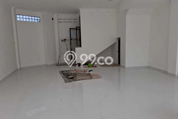 Ruko paling strategis disewakan di Tambora Jakarta Barat Ruko paling strategis disewakan di Tambora Jakarta Barat