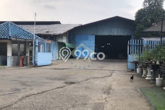 Disewakan Pabrik komersial di Jati Uwung luas bangunan 4320m2 Disewakan Pabrik komersial di Jati Uwung luas bangunan 4320m2