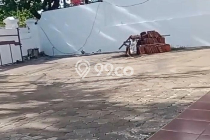 Hunian 3 Kamar Siap Huni Dikontrakkan di Gubeng Harga Kompetitif Hunian 3 Kamar Siap Huni Dikontrakkan di Gubeng Harga Kompetitif