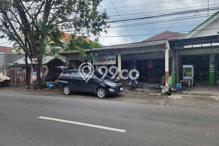 Unit Ruko Dijual di Balongpanggang Gresik Luas Bangunan 490m2 Unit Ruko Dijual di Balongpanggang Gresik Luas Bangunan 490m2