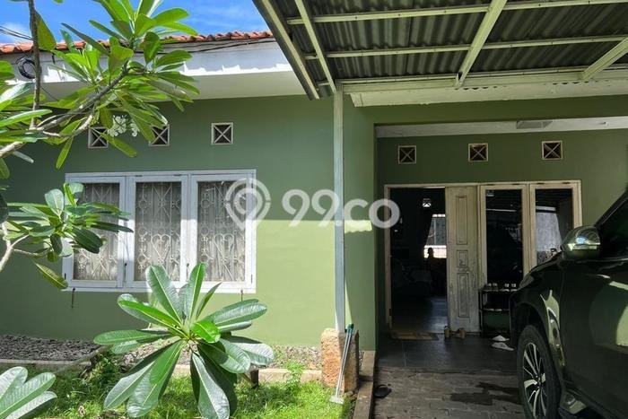 Dijual Rumah Luas Elegan Dengan View Eksklusif di Cawang, Jakarta Timur Dijual Rumah Luas Elegan Dengan View Eksklusif di Cawang, Jakarta Timur