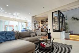 Rumah Luxury Modern Siap Huni di Lebak Bulus Jakarta Selatan Rumah Luxury Modern Siap Huni di Lebak Bulus Jakarta Selatan