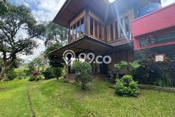 PELUANG INVESTASI! Vila Kawasan , Area 2830m2m², Hasil Menjanjikan PELUANG INVESTASI! Vila Kawasan , Area 2830m2m², Hasil Menjanjikan