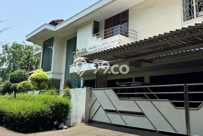 Siap Huni Rumah Mewah 5 Kamar di Kebon Jeruk Dekat ke Mana Saja Siap Huni Rumah Mewah 5 Kamar di Kebon Jeruk Dekat ke Mana Saja