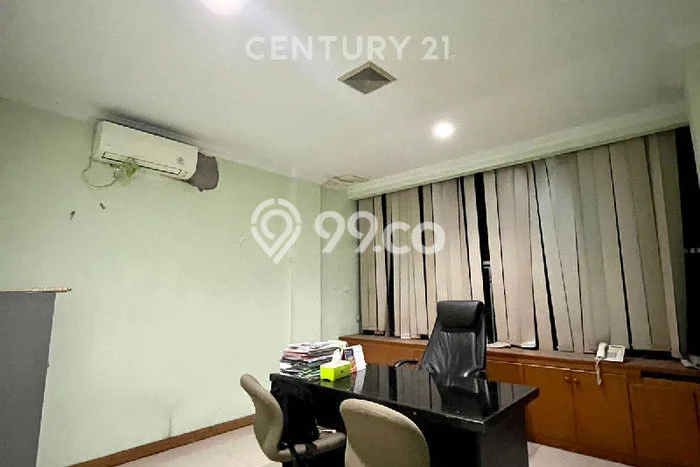 Ruko Dijual di Pulo Gadung Jakarta Timur dengan LB 292m2 Ruko Dijual di Pulo Gadung Jakarta Timur dengan LB 292m2