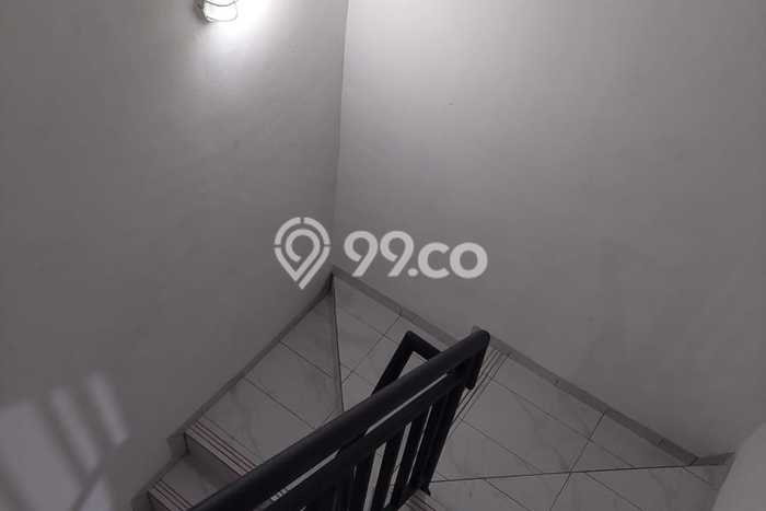 Kost untuk Dijual di Bintaro Punya 12 Kamar Kost untuk Dijual di Bintaro Punya 12 Kamar