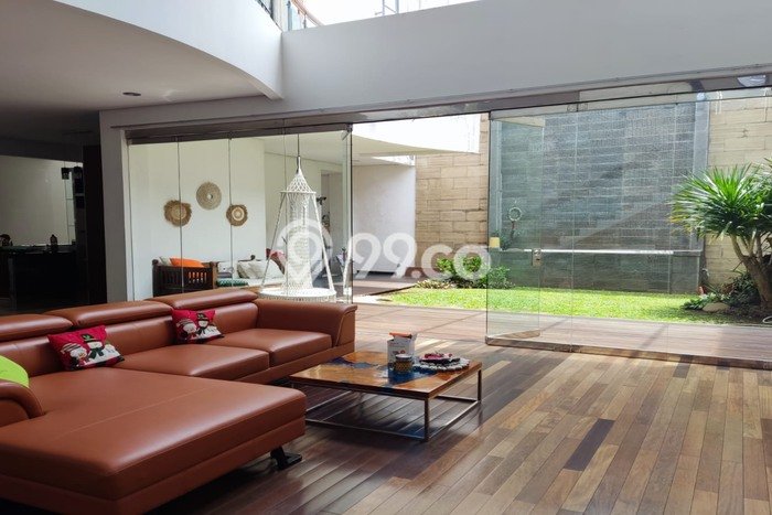Rumah Elit Modern Tanpa Renovasi di Sukahaji Bandung Rumah Elit Modern Tanpa Renovasi di Sukahaji Bandung