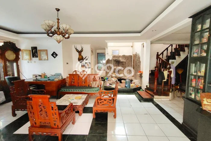 Hunian Luxury di Jakarta Barat Strategis Kondisi Baik Hunian Luxury di Jakarta Barat Strategis Kondisi Baik