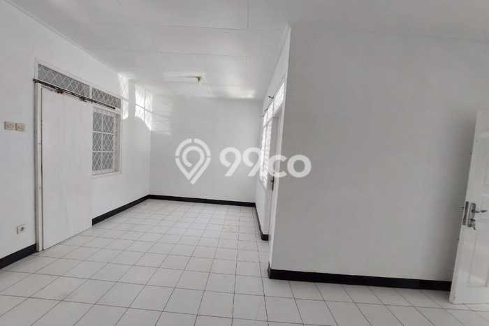 LISTING BARU! Rumah di Arcamanik, Siap Huni, 1 KM, Akses Arcamanik, Bandung, Bandung, Luas 144m2m² Bangunan 120m2m² LISTING BARU! Rumah di Arcamanik, Siap Huni, 1 KM, Akses Arcamanik, Bandung, Bandung, Luas 144m2m² Bangunan 120m2m²