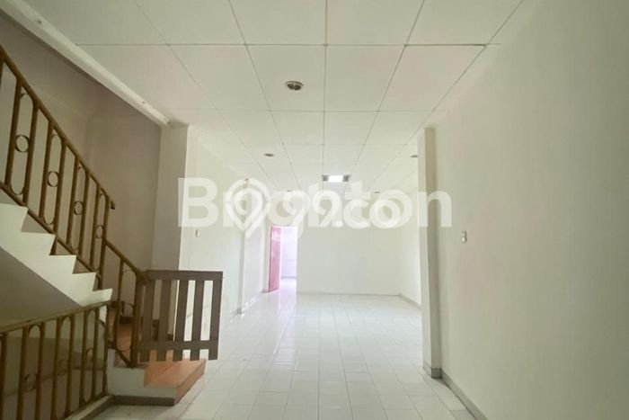 Ruko Ready Kawasan Cimone, Luas 180m2m², Area Komersial Ruko Ready Kawasan Cimone, Luas 180m2m², Area Komersial