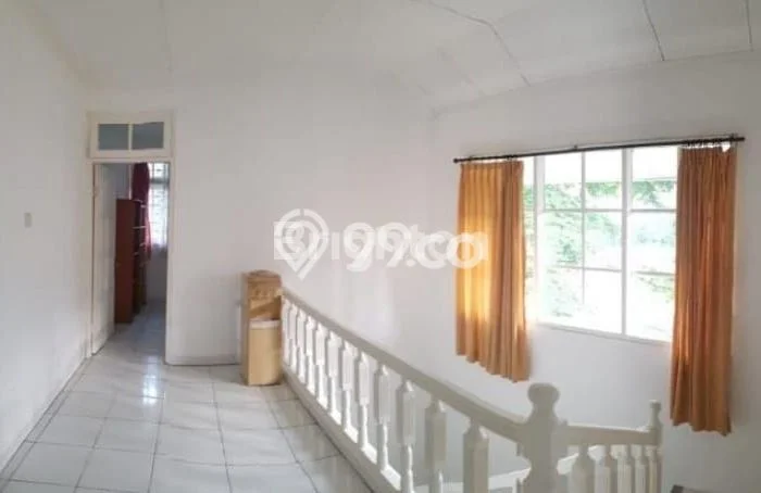 Disewakan Rumah Harga Terjangkau di Lippo Karawaci Tangerang dengan 4 Kamar Tidur Disewakan Rumah Harga Terjangkau di Lippo Karawaci Tangerang dengan 4 Kamar Tidur
