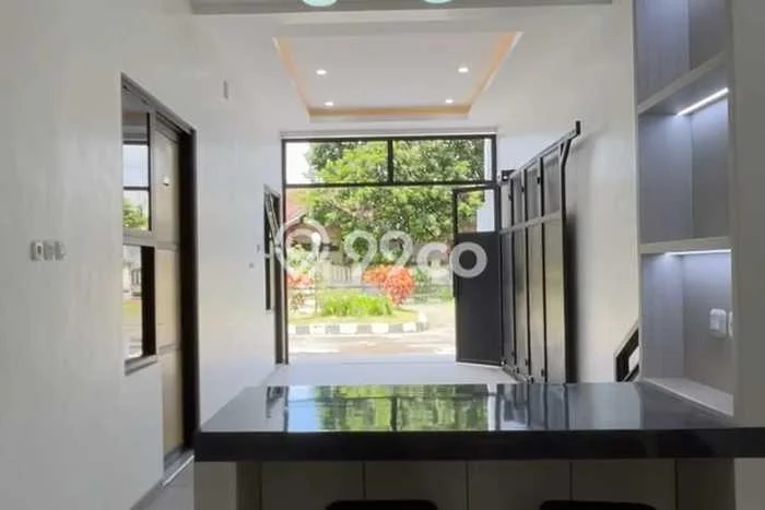 Hunian Cantik Modern Lb 178m2 di Tlogomas, Malang Hunian Cantik Modern Lb 178m2 di Tlogomas, Malang