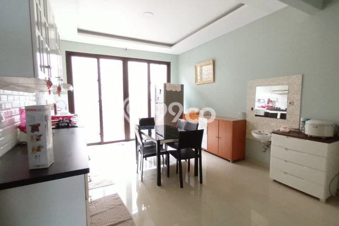 Ruko di , Luas 75m2m², Kawasan Komersial Ruko di , Luas 75m2m², Kawasan Komersial