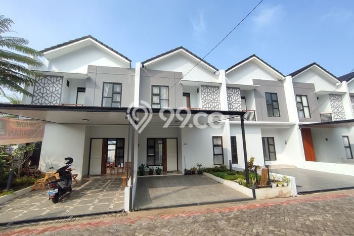 Dijual Rumah 3 Kamar Lokasi Ideal Bagus dan Strategis di Batujajar Dijual Rumah 3 Kamar Lokasi Ideal Bagus dan Strategis di Batujajar