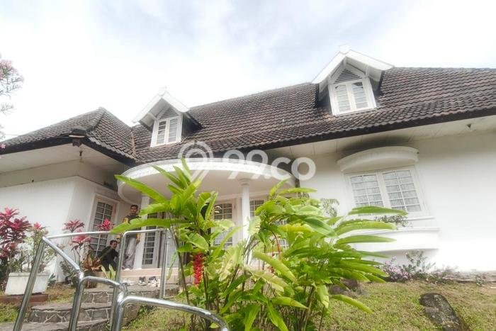 Hunian Mewah Siap Huni LT 698m2 di Sukajadi, Bandung Hunian Mewah Siap Huni LT 698m2 di Sukajadi, Bandung