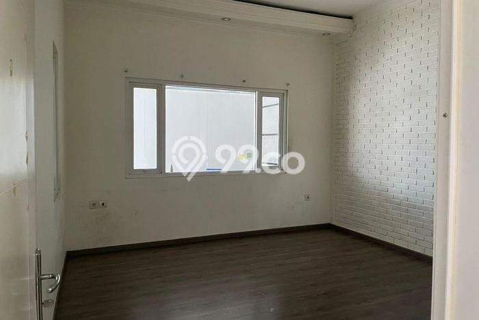 Jual Rumah Favorit Siap Huni LB 220m2 di Cilengkrang, Bandung Jual Rumah Favorit Siap Huni LB 220m2 di Cilengkrang, Bandung