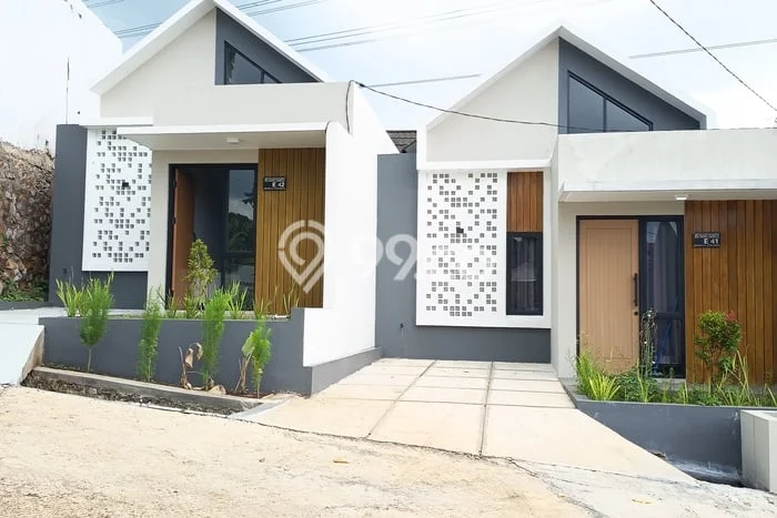 Dijual Rumah Siap Huni di Rancaekek Bandung Harga Rp 254 Juta LT 63m2 Dijual Rumah Siap Huni di Rancaekek Bandung Harga Rp 254 Juta LT 63m2