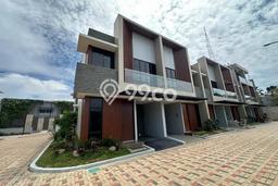 Dijual Rumah Eksklusif 3 KT di Kembangan Selatan, Jakarta Barat Dijual Rumah Eksklusif 3 KT di Kembangan Selatan, Jakarta Barat