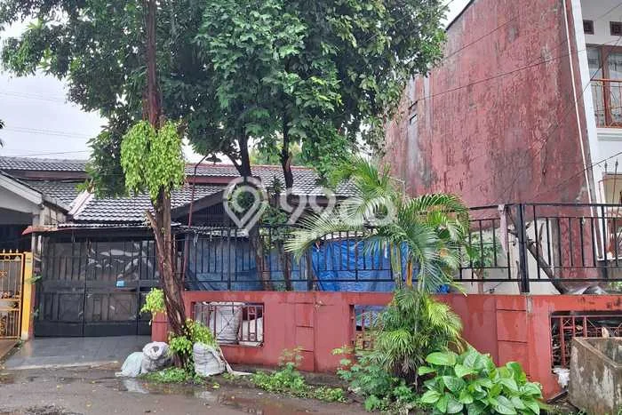 Jual Rumah Favorit Siap Huni LB 200m2 di Ciledug, Tangerang Jual Rumah Favorit Siap Huni LB 200m2 di Ciledug, Tangerang