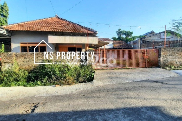 Rumah PREMIUM! area Banyudono, Boyolali, Luas 370m2m² LB 200m2m², HARGA SPESIAL Rumah PREMIUM! area Banyudono, Boyolali, Luas 370m2m² LB 200m2m², HARGA SPESIAL