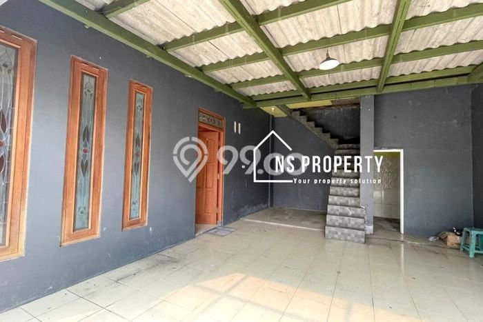 PROPERTI PILIHAN! Rumah di Ngemplak, LT 240m2m² Bangunan 200m2m² PROPERTI PILIHAN! Rumah di Ngemplak, LT 240m2m² Bangunan 200m2m²