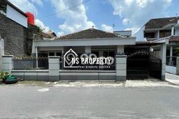 Jual Rumah Minimalis Bagus Punya 4 KT di Laweyan Solo SHM Jual Rumah Minimalis Bagus Punya 4 KT di Laweyan Solo SHM