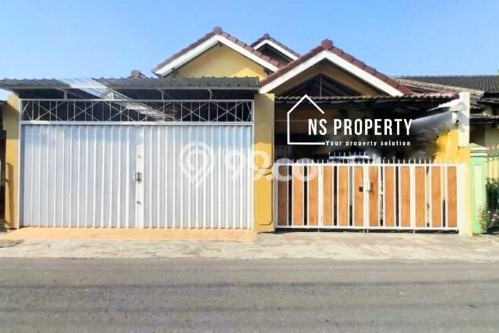 Jual Rumah Favorit Siap Huni LB 235m2 di Kartasura, Sukoharjo Jual Rumah Favorit Siap Huni LB 235m2 di Kartasura, Sukoharjo