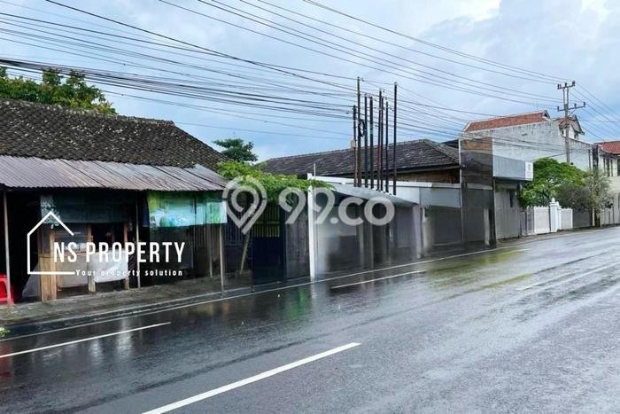 For Sale Rumah 3 Kamar Lokasi Strategis Nyaman dan Strategis di Kartasura For Sale Rumah 3 Kamar Lokasi Strategis Nyaman dan Strategis di Kartasura