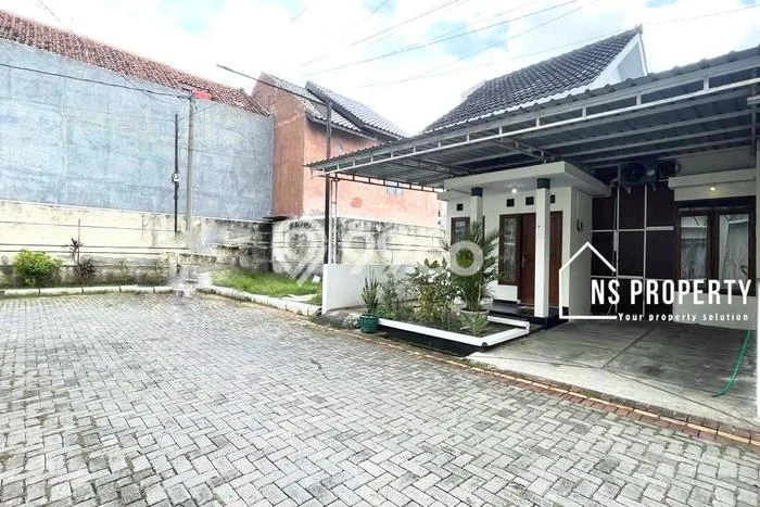 Jual Rumah Eksklusif 2 KT di Gentan, Sukoharjo Jual Rumah Eksklusif 2 KT di Gentan, Sukoharjo