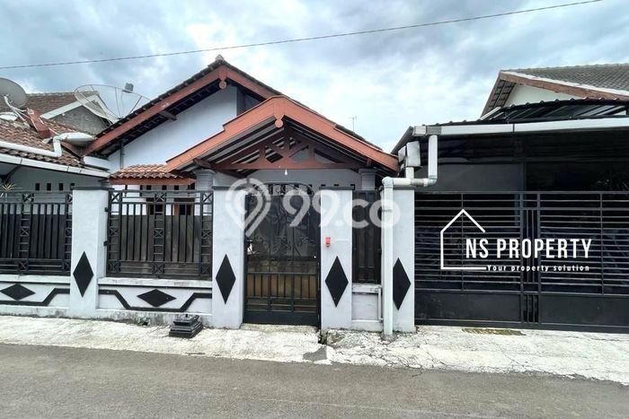 Rumah Berkualitas , Boyolali, LT 200m2m² LB 180m2m² Rumah Berkualitas , Boyolali, LT 200m2m² LB 180m2m²